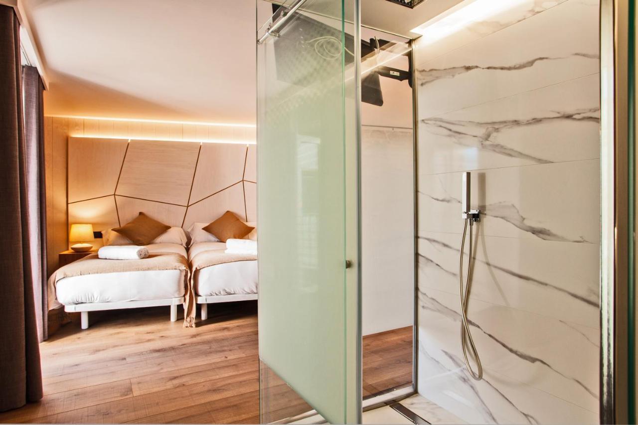 Hotel Plaza Obradoiro By Bossh! Hotels Santiago de Compostela Exterior foto